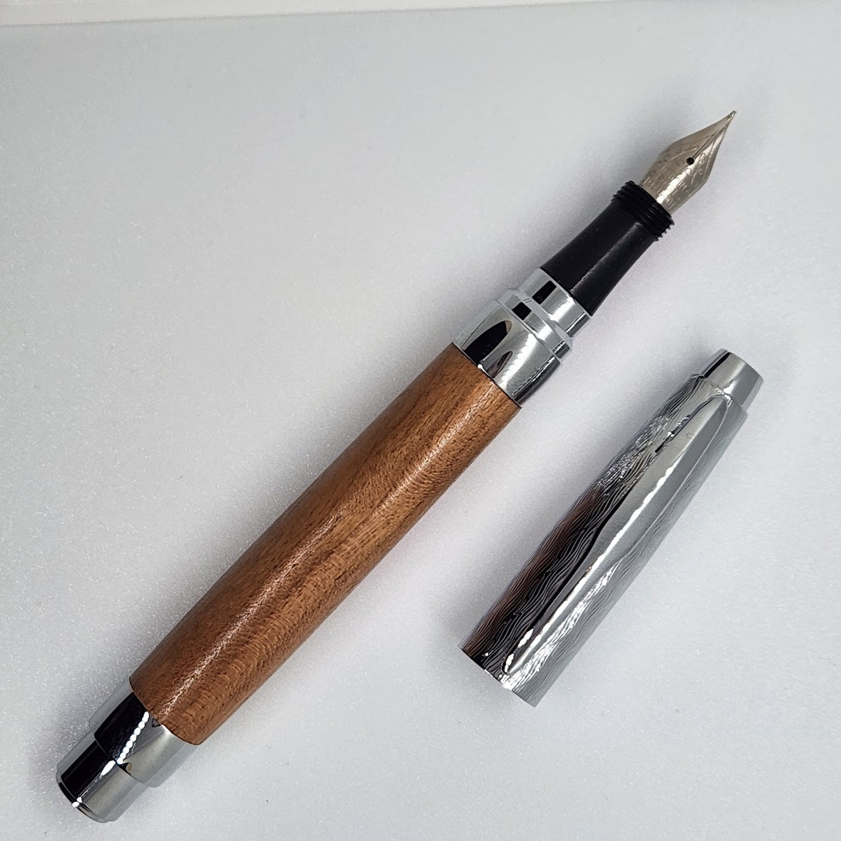 Fountain Presimo Etched Pen - Cherry Wood