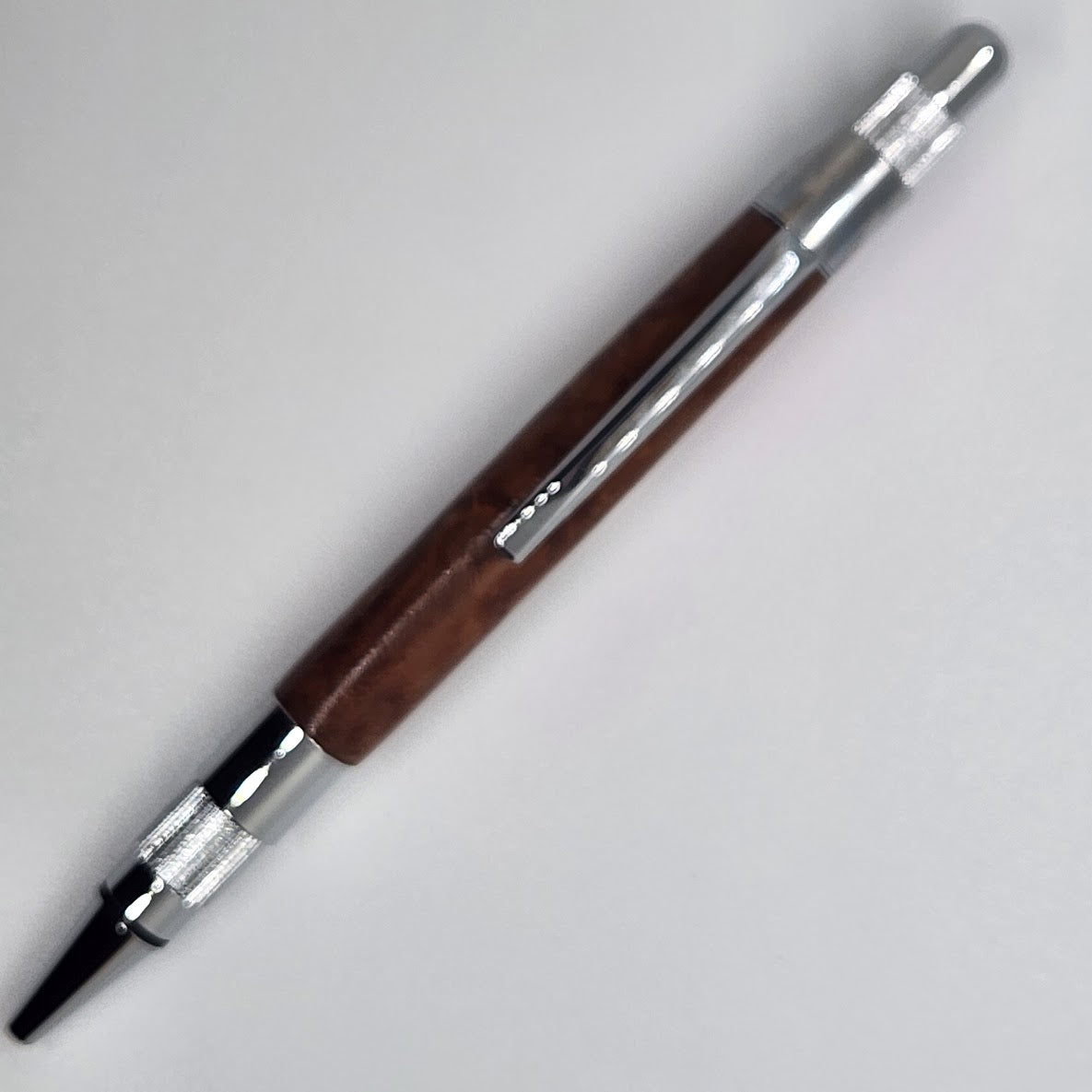 Stratus Pen - Unknown Burl Wood w/ Chrome Finish